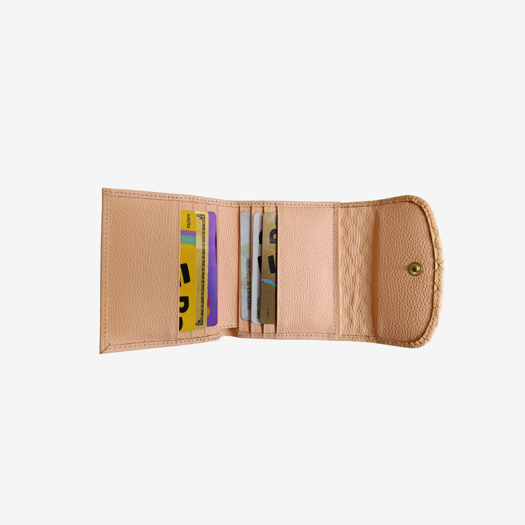 Billetera pequeña en cuero para mujer color mandarina
