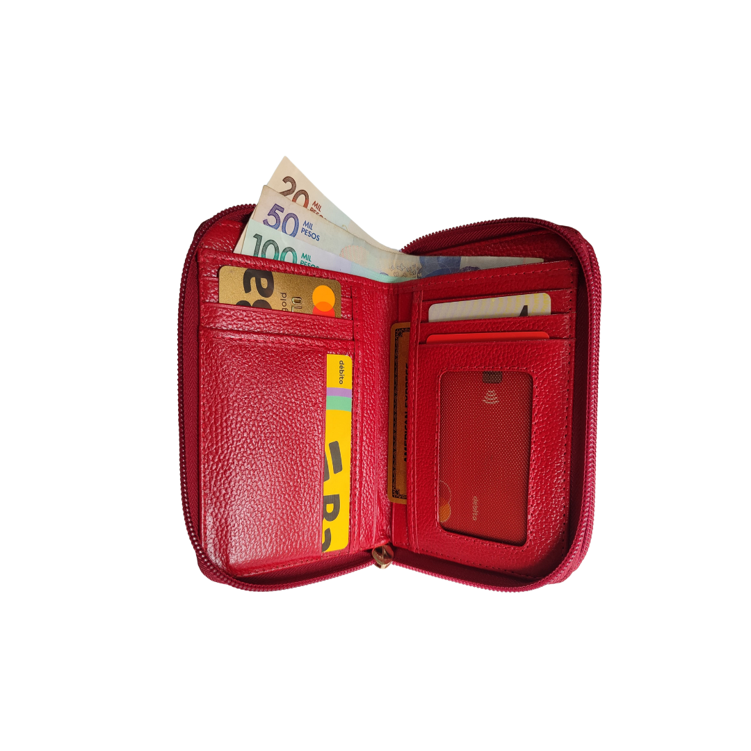 Billetera doble cierre mediana en cuero color rojo  con herrajes importados y servicios para tarjetas, monedas y billetes